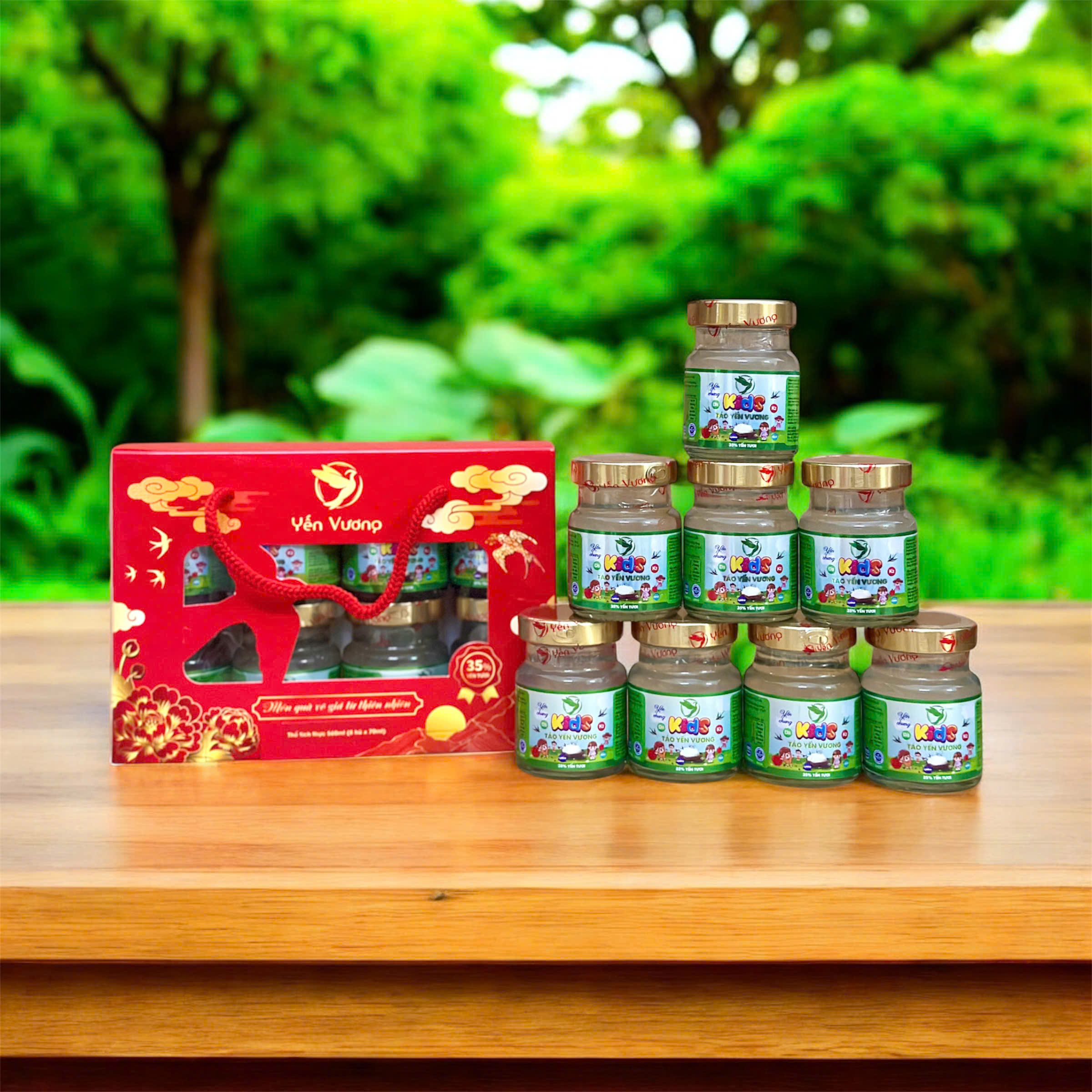 Lốc 8 hũ yến Vương 70ml Kids Táo